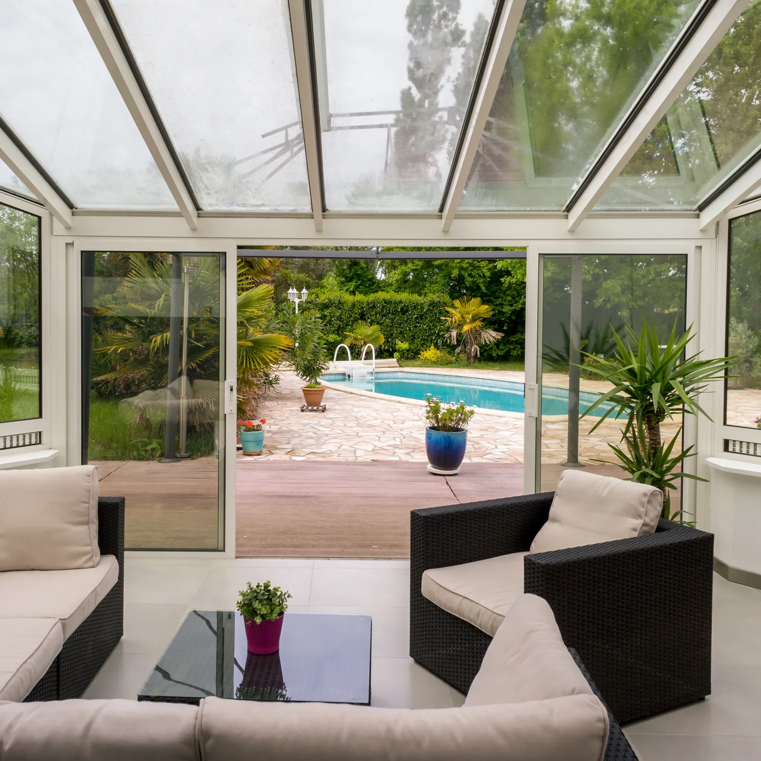 Terrasse moderne avec abri aluminium